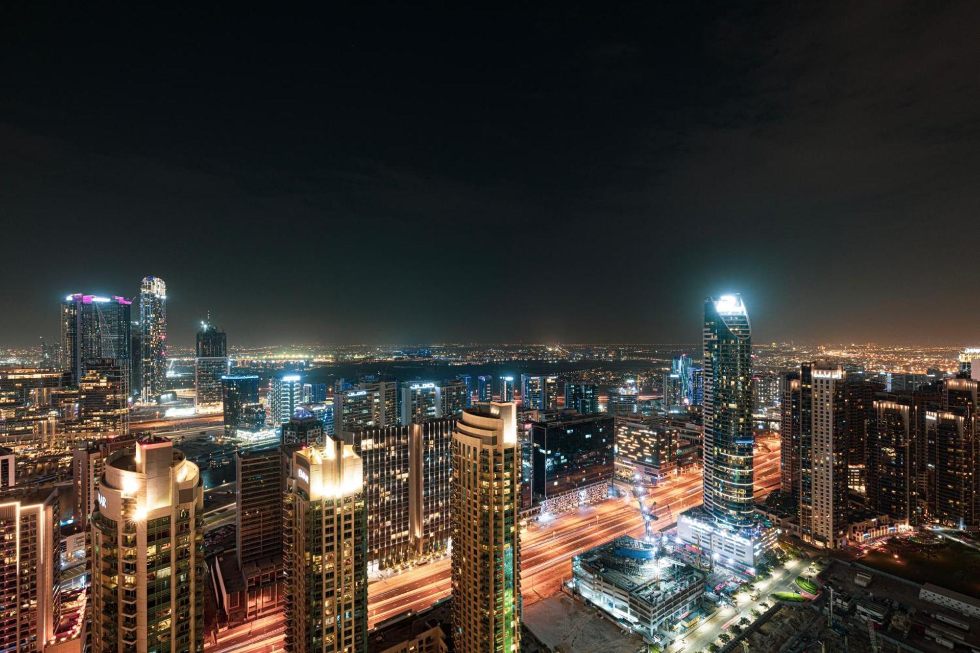 Smartstay At Burj Royale - Full Burj Khalifa View - Brand New Luxury Apartments Dubai Exteriör bild