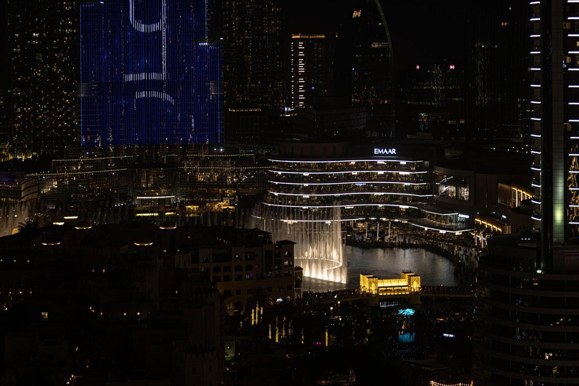 Smartstay At Burj Royale - Full Burj Khalifa View - Brand New Luxury Apartments Dubai Exteriör bild