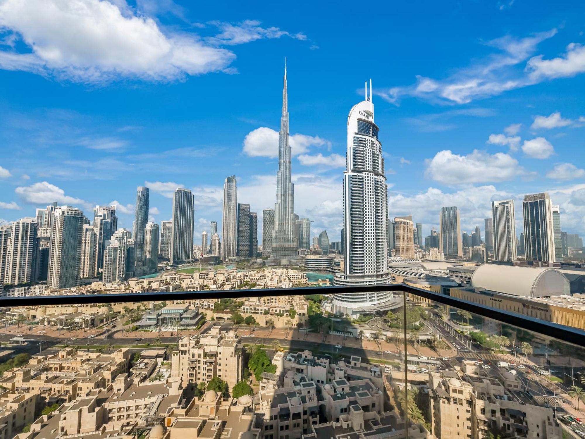 Smartstay At Burj Royale - Full Burj Khalifa View - Brand New Luxury Apartments Dubai Exteriör bild